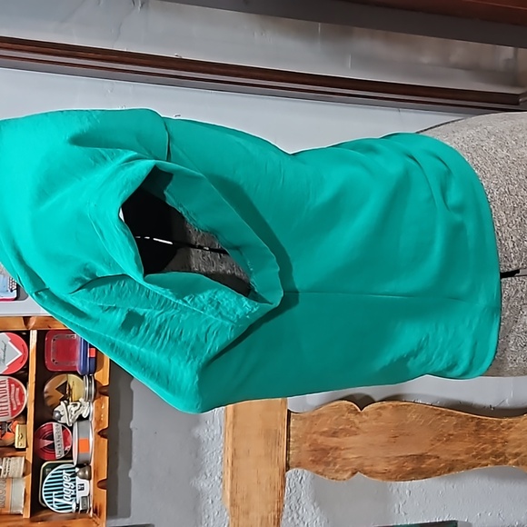 Green Monteau Los Angeles blouse S like new - Picture 4 of 7